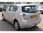 Toyota Verso 1.6 VVT-i Comfort Airco, Cruise control, Elektrische ramen, Trekhaak, Lichtmetalen wielen