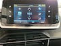 Peugeot e-2008 EV Allure Pack 50 kWh 11kW 3-Fase | Achteruitrijcamera | Climate Control | Parkeersensoren achter