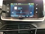 Peugeot e-2008 EV Allure Pack 50 kWh 11kW 3-Fase | Achteruitrijcamera | Climate Control | Parkeersensoren achter