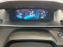 Peugeot e-2008 EV Allure Pack 50 kWh 11kW 3-Fase | Achteruitrijcamera | Climate Control | Parkeersensoren achter