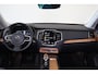 Volvo XC90 T8 Recharge AWD Inscription - LONG RANGE - IntelliSafe Assist & Surround - Adaptieve LED koplampen - Parkeercamera achter - Verwarmde voorstoelen & stuur - Parkeersensoren voor & achter - Elektr. bedienb. voorstoelen met geheugen - Extra getint glas - Elektr. inklapbare trekhaak - 20' LMV