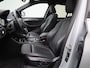 BMW X1 sDrive18i High Executive | AUTOMAAT | PANORAMADAK | LEDER | HEAD UP DISPLAY | ACHTERUITRIJCAMERA | ADAPTIVE CRUISE CONTROL | SPORTSTOELEN | ELEKTRISCHE BESTUURDERSTOEL MET GEHEUGEN | LED KOPLAMPEN | ELEKTRISCHE ACHTERKLEP | STOELVERWARMING | TREKHAAK |