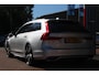 Volvo V90 T4 *R-Design* | Schuifdak | Adaptive Cruise Control | Carplay | Stoelverwarming | Climate Control | Navigatie | Privacy | PDC |