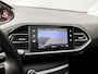 Peugeot 308 SW 1.2 PureTech Sport (PANORAMADAK, APPLE CARPLAY, GROOT NAVI, 360 CAMERA, LEDER, SPORTSTOELEN, ADAPTIVE CRUISE, GETINT GLAS, TREKHAAK, LANE ASSIST, NIEUWSTAAT)