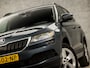 Skoda Karoq 1.5 TSI ACT Ambition Business 150Pk Automaat (APPLE CARPLAY, GROOT NAVI, CAMERA, TREKHAAK, SPORTSTOELEN, GETINT GLAS, PARKEERSENSOREN, CRUISE, NIEUWSTAAT)