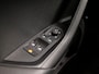 Skoda Karoq 1.5 TSI ACT Ambition Business 150Pk Automaat (APPLE CARPLAY, GROOT NAVI, CAMERA, TREKHAAK, SPORTSTOELEN, GETINT GLAS, PARKEERSENSOREN, CRUISE, NIEUWSTAAT)