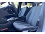 Peugeot e-2008 EV Allure 54 kWh | Navigatie | Achteruitrijcamera | Climate Control | Parkeersensoren voor+achter | All Season Banden |
