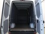 Mercedes-Benz Sprinter 317 CDI L2 H2 | AUTOMAAT | APPLE CARPLAY - ANDROID AUTO | BETIMMERDE LAADRUIMTE | 2800 KG AHW | STOELVERWARMING BESTUURDERSSTOEL | LEREN BEKLEDING | AIRCO