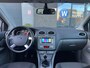 Ford Focus 1.8 Limited Airco! 5Drs! Trekhaak! Apple Carplay!