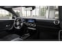 Mercedes-Benz A-klasse 180 Business Solution AMG | Nightpakket | Parkeerpakket met achteruitrijcamera | KEYLESS GO | Sfeerverlichting | MULTIBEAM LED | Extra USB-poorten | Verwarmde stoelen vooraan | Spiegelpakket |