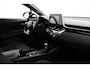 Toyota C-HR 1.8 Hybrid Style | Dodehoek detectie | JBL sound system | Stoelverwarming | Navigatie | Parkeersensoren voor/achter | Adaptive Cruise | 18 inch