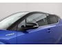 Toyota C-HR 1.8 Hybrid Style | Dodehoek detectie | JBL sound system | Stoelverwarming | Navigatie | Parkeersensoren voor/achter | Adaptive Cruise | 18 inch