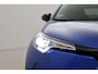 Toyota C-HR 1.8 Hybrid Style | Dodehoek detectie | JBL sound system | Stoelverwarming | Navigatie | Parkeersensoren voor/achter | Adaptive Cruise | 18 inch