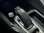 Peugeot 3008 SUV Blue Lease Premium 130 pk Automaat | Navigatie | Achteruitrijcamera | Parkeersensoren Voor en Achter | LED Dagrijverlichting | Elektrische Achterklep met Sensor | Keyless Entry/Start | Climate Control | 19" Lichtmetalen Velgen | Apple Carplay/Android Auto |