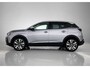 Peugeot 3008 SUV Blue Lease Premium 130 pk Automaat | Navigatie | Achteruitrijcamera | Parkeersensoren Voor en Achter | LED Dagrijverlichting | Elektrische Achterklep met Sensor | Keyless Entry/Start | Climate Control | 19" Lichtmetalen Velgen | Apple Carplay/Android Auto |