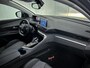 Peugeot 3008 SUV Blue Lease Premium 130 pk Automaat | Navigatie | Achteruitrijcamera | Parkeersensoren Voor en Achter | LED Dagrijverlichting | Elektrische Achterklep met Sensor | Keyless Entry/Start | Climate Control | 19" Lichtmetalen Velgen | Apple Carplay/Android Auto |