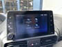 Peugeot Partner 1.5 BlueHDi 100 S&S L1 Bijzonder Nette Partner | Side-Bars | Dakrails | Trekhaak | Led-Koplampen | 17 inch LM- Velgen | Touch screen met Apple Carplay | Zijschuifdeur | Airco | Cruise Control |