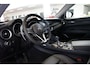 Alfa Romeo Stelvio 2.0 T AWD Super | schakel flippers | Carplay | 20 inch |