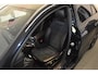 Mercedes-Benz A-klasse 180 Business Solution AMG , CLIMATR , CR CONTR , A UITRIJ CAM , ZWARTE HEMEL , LMV18 ,