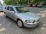 Volvo V70 2.4 T Comfort Line / NIEUWE APK / AUTOMAAT / RIJDT SCHAKELT GOED