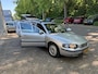 Volvo V70 2.4 T Comfort Line / NIEUWE APK / AUTOMAAT / RIJDT SCHAKELT GOED