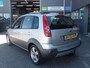 Ford Fiesta 1.4-16V Crossroad Airco, Elek ramen, Lm velgen, 15'', Dak-rails- Cv op steutel, Trekhaak, Nieuwe apk!! Nieuwe apk, Zo mee zonder garantie.