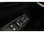 CUPRA Born Business 204pk Automaat Adaptive cruise control, Navigatie, Achteruitrijcamera, Stuurwiel verwarmd, Parkeersensoren, App connect, LED koplampen