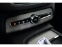 Volvo XC90 2.0 T8 Recharge AWD Ultimate Dark | Luchtvering | HUD | Trekhaak | B&W | 360 camera |