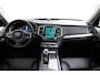 Volvo XC90 2.0 T8 Recharge AWD Ultimate Dark | Luchtvering | HUD | Trekhaak | B&W | 360 camera |