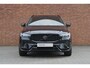 Volvo XC60 T8 AWD Ultra Black Edition | Luchtvering | Premium Harman/Kardon Audio | Semi-Elektrische Trekhaak | 360 Graden Camera | Verwarmbare Voor- En Achterstoelen | Elektrisch Glazen Panorama-Dak | Apple Carplay/Android Auto | Adaptieve Cruise Control | Draadloze Telefoonlader | LED Koplampen | Dodehoekdetectie Met Correctie | Electronic Climate Control | Navigatiesysteem | Rijstrooksensor Met Correctie