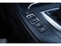 BMW 3-Serie Touring 340i xDrive High Executive Aut. | M-Pakket | Panorama | Lederen Dashboard | Full Led | Elek. Trekhaak | NAP |