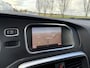 Volvo V40 2.0 T4 R-Design | Park Assist | Stoelverwarming | Trekhaak | 6-Speed