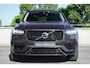 Volvo XC90 2.0 T8 Recharge AWD Ultimate Dark | 360 Camera | Head-Up Display | Lederen bekleding | Glazen Schuifdak | Getint Glas | Luchtvering | Trekhaak |