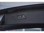 Volvo XC90 2.0 T8 Recharge AWD Ultimate Dark | 360 Camera | Head-Up Display | Lederen bekleding | Glazen Schuifdak | Getint Glas | Luchtvering | Trekhaak |