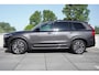 Volvo XC90 2.0 T8 Recharge AWD Ultimate Dark | 360 Camera | Head-Up Display | Lederen bekleding | Glazen Schuifdak | Getint Glas | Luchtvering | Trekhaak |