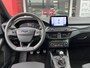 Ford Focus 1.0 EcoBoost 125pk ST-Line Business I Glazen Schuif/kanteldak I Stoelverwarming I Stuurverwarming I Adaptieve Cruise Control I Parkeersensoren I