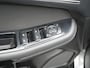 Ford S-Max 2.0 Titanium Automaat 7-Persoons | Trekhaak Afneembaar Panodak | Navigatie | Carplay | Sfeerverlichting | DAB | Camera | Cruise Control | Elektrische Achterklep |