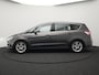 Ford S-Max 2.0 Titanium Automaat 7-Persoons | Trekhaak Afneembaar Panodak | Navigatie | Carplay | Sfeerverlichting | DAB | Camera | Cruise Control | Elektrische Achterklep |