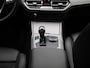 BMW 3-Serie 330e | Automaat | Navigatie | Half-Leer | Adaptive Cruise Control | Heads Up Display | Climate Control | Parkeersensoren | Apple Carplay / Android Auto | Lichtmetalen Velgen |