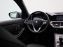 BMW 3-Serie 330e | Automaat | Navigatie | Half-Leer | Adaptive Cruise Control | Heads Up Display | Climate Control | Parkeersensoren | Apple Carplay / Android Auto | Lichtmetalen Velgen |