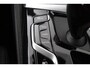 BMW 5-Serie 520e Business Edition Plus | Panoramadak | Leder | Stoelverwarming | Camera | PDC V+A