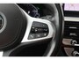 BMW 5-Serie 520e Business Edition Plus | Panoramadak | Leder | Stoelverwarming | Camera | PDC V+A