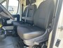 Peugeot Boxer 330 2.0 BlueHDI L1H1 Premium Pack AIRCO I NAVI I CAMERA I 3-ZITS I EURO-6 I TREKHAAK I EXTRA SLOTEN LAADRUIMTE