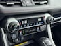 Toyota RAV4 2.5 Plug-in Hybrid AWD Bi-Tone Plus | Panoramadak | Stoelventilatie | JBL | Lederen bekleding | Dodehoek | Navigatie