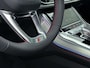 Audi Q7 55 TFSI e quattro Pro Line S Nu tijdelijk een e-premie t.w.v. €6.000,- l Bang & Olufsen Premium 3D l Adaptive Cruise Control l Glazen panoramadak l Sportstoelen plus voorin l Stoelventilatie/massage voorin l Elektrisch bedienbare voorstoelen met geheugen best. l Stoelverwawrming voor en achter l 360 graden camera l Elektrisch sluithulp portieren l Rood gespoten remzadels l Vierwielbesturing l Warmtewerend glas donker tint l 22 inch lichtmetalen wielen