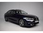 BMW 3-Serie 320i 184PK AUT8 High Executive Edition ORG.NED / NAP / LEER / SCHUIFDAK / STOELVERWARMING / SFEERVERLICHTING