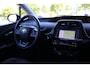 Toyota Prius 1.8 Executive ACC/Schuifdak/Head-Up/Dodehoek/JBL/Keyless/Camera/Navi/Bluetooth/Stoelverwarming/PDC/Leder/LED/17"LM
