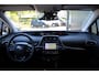 Toyota Prius 1.8 Executive ACC/Schuifdak/Head-Up/Dodehoek/JBL/Keyless/Camera/Navi/Bluetooth/Stoelverwarming/PDC/Leder/LED/17"LM