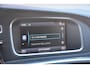 Volvo V40 1.6 D2 R-Design | Navigatie | Sportstoelen | PDC | Stand-kachel | Cruise | NL auto!! |