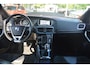 Volvo V40 1.6 D2 R-Design | Navigatie | Sportstoelen | PDC | Stand-kachel | Cruise | NL auto!! |